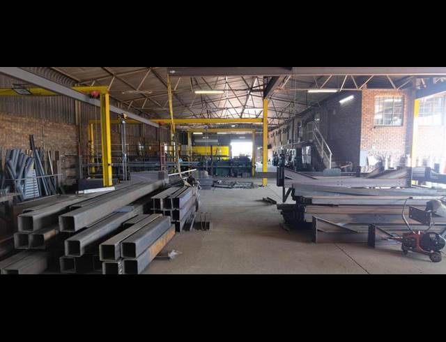 INDUSTRIAL PROPERTY TO RENT IN SILVERTON